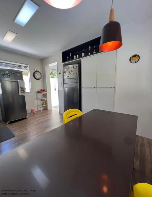 Casa de Condomínio com 4 quartos à venda, 240m2 em Camacari - BA - imagem 8 Foto 8 de Casa de Condomínio com 4 quartos à venda, 240m2 em Camacari - BA
