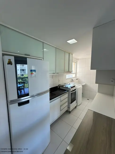 Foto 2 de Apartamento com 2 quartos para alugar, 62m2 em Buraquinho, Lauro De Freitas - BA