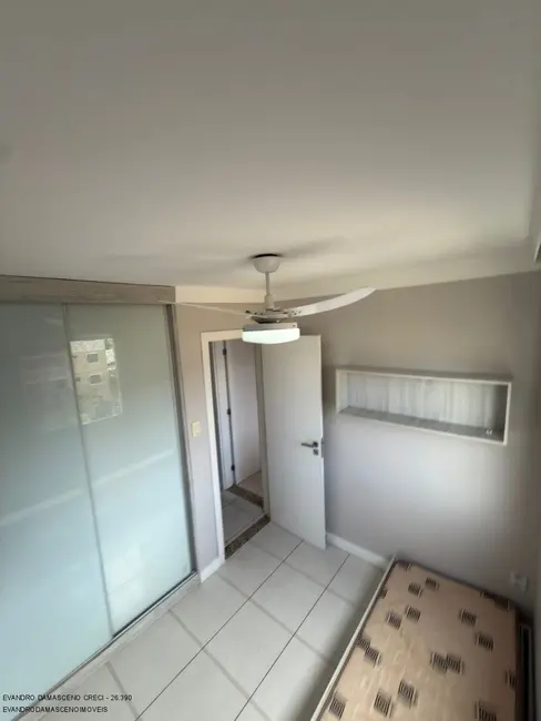 Foto 5 de Apartamento com 3 quartos para alugar, 71m2 em Buraquinho, Lauro De Freitas - BA