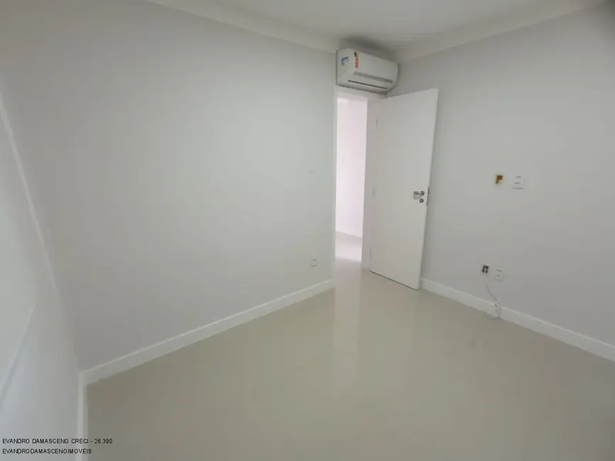 Foto 7 de Apartamento com 3 quartos para alugar, 71m2 em Buraquinho, Lauro De Freitas - BA