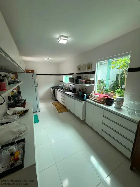 Casa de Condomínio com 3 quartos à venda, 180m2 em Camacari - BA - imagem 3 Foto 3 de Casa de Condomínio com 3 quartos à venda, 180m2 em Camacari - BA