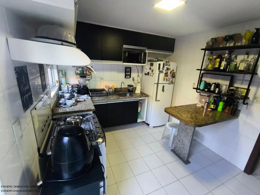 Foto 4 de Casa de Condomínio com 4 quartos à venda, 160m2 em Camacari - BA