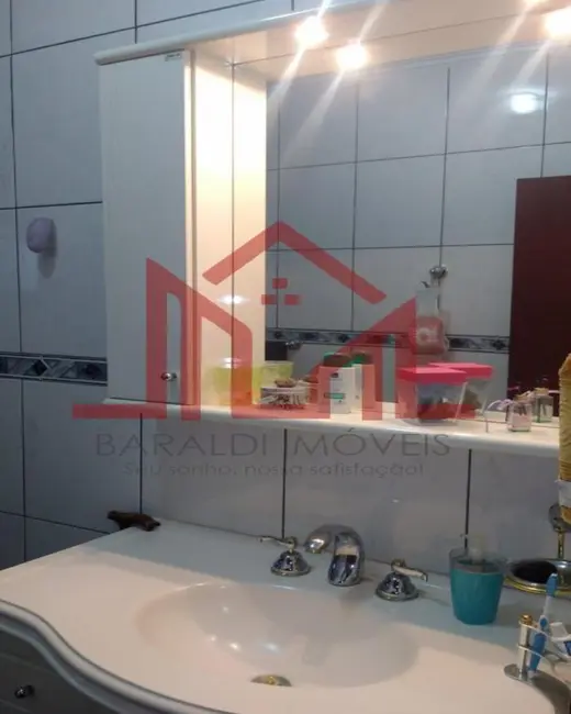 Casa com 3 quartos à venda, 235m2 em Wanel Ville, Sorocaba - SP - imagem 8 Foto 8 de Casa com 3 quartos à venda, 235m2 em Wanel Ville, Sorocaba - SP