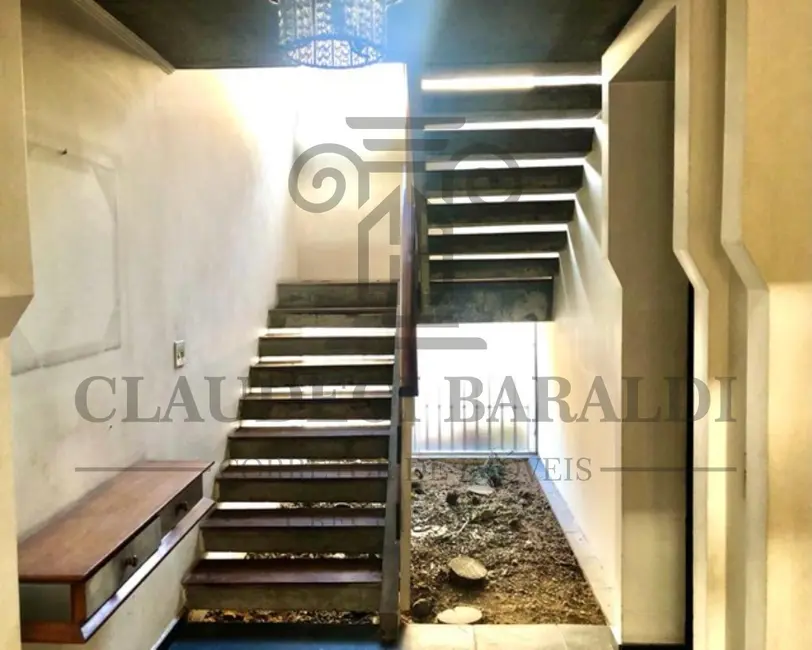 Casa com 4 quartos à venda, 350m2 em Alto de Pinheiros, São Paulo - SP - imagem 7 Foto 7 de Casa com 4 quartos à venda, 350m2 em Alto de Pinheiros, São Paulo - SP