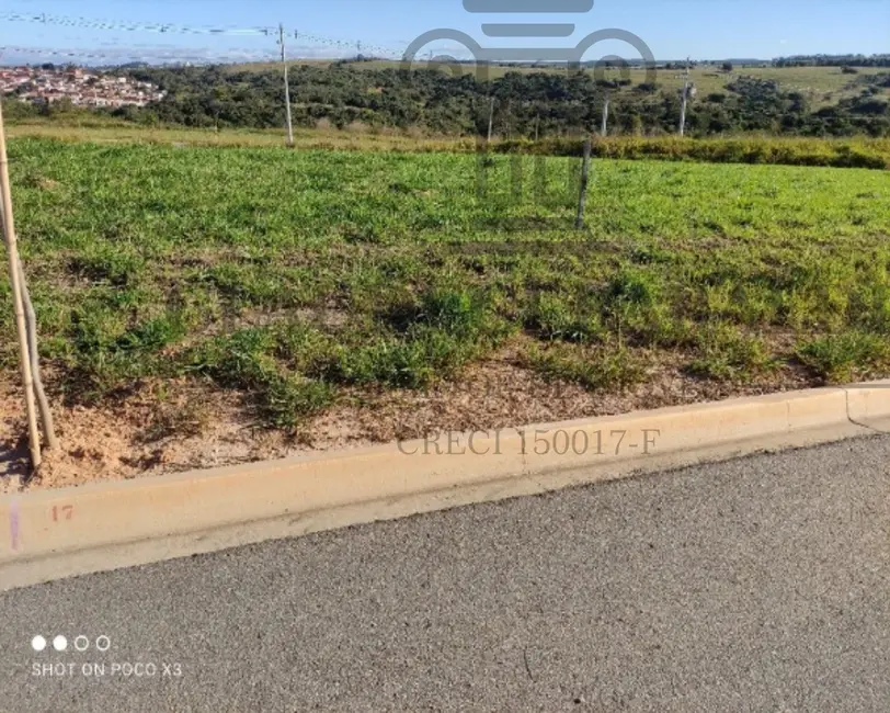 Foto 3 de Terreno / Lote à venda, 250m2 em Salto De Pirapora - SP