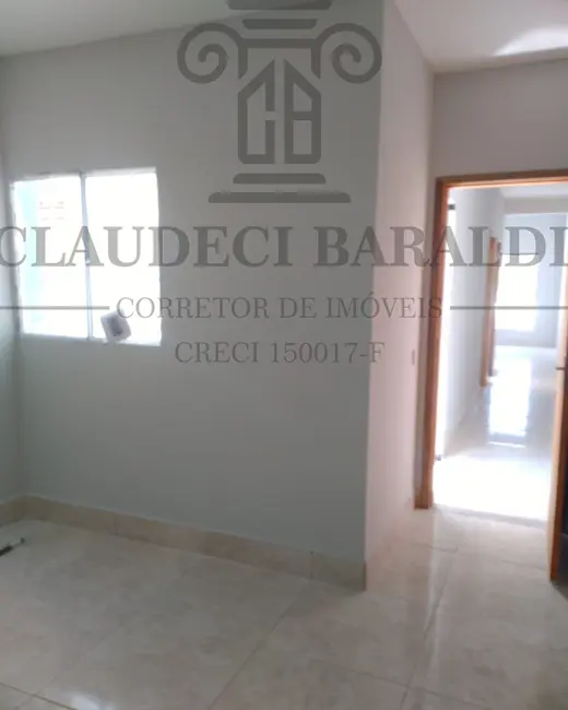 Foto 2 de Casa com 2 quartos à venda, 46m2 em Jardim dos Pássaros, Sorocaba - SP