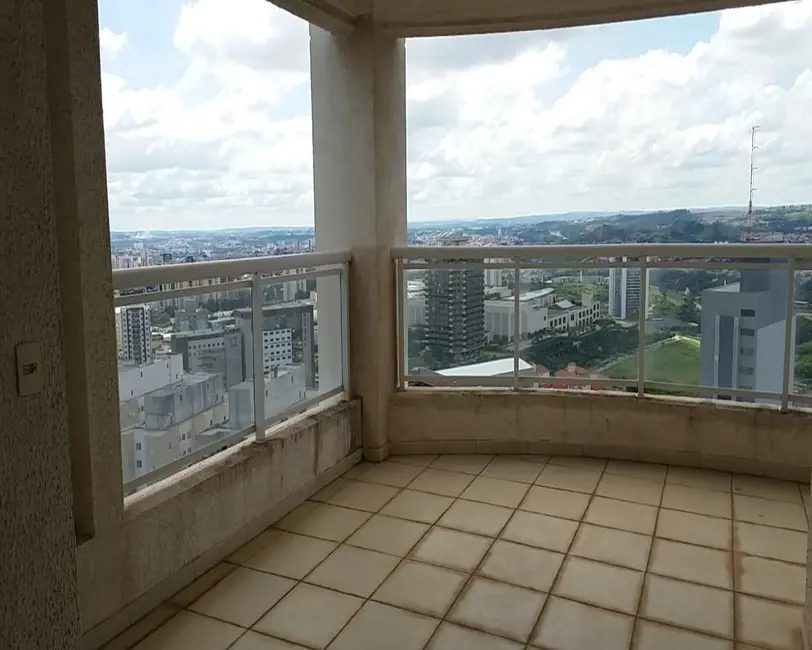Apartamento com 3 quartos à venda, 236m2 em Parque Campolim, Sorocaba - SP - imagem 5 Foto 5 de Apartamento com 3 quartos à venda, 236m2 em Parque Campolim, Sorocaba - SP