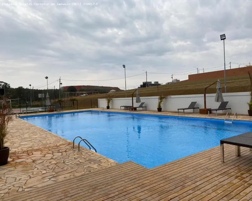 Foto 9 de Terreno / Lote à venda, 1000m2 em Salto De Pirapora - SP