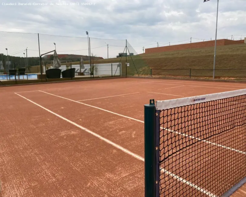 Foto 8 de Terreno / Lote à venda, 1000m2 em Salto De Pirapora - SP