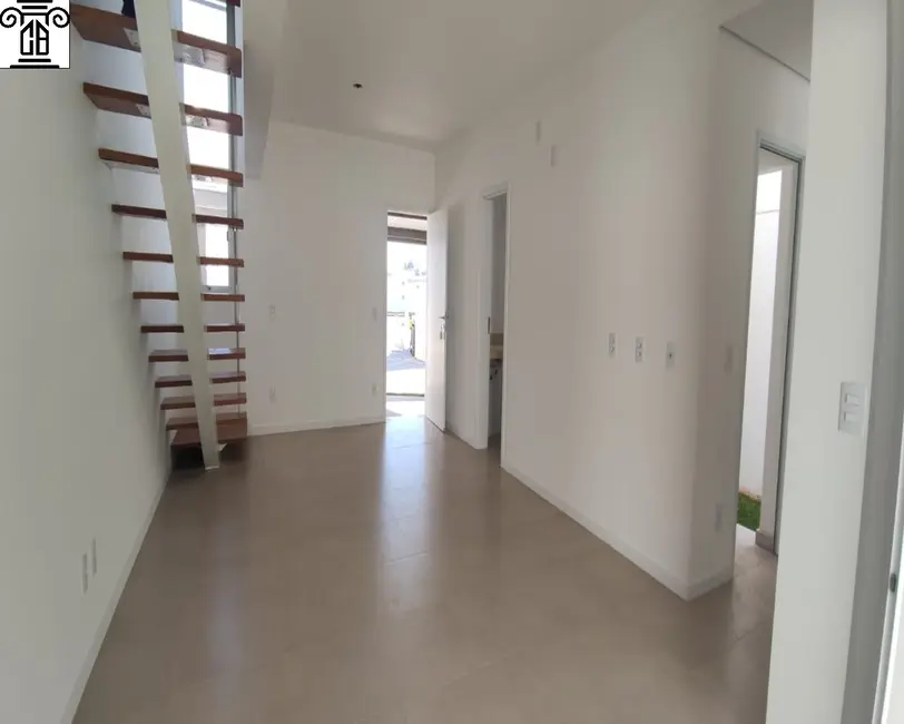 Foto 3 de Casa de Condomínio com 3 quartos à venda, 139m2 em Jardim Karolyne, Votorantim - SP