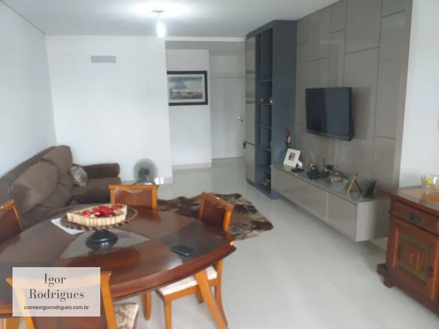 Foto 2 de Apartamento com 3 quartos à venda, 170m2 em Parque Sagrada Família, Rondonopolis - MT
