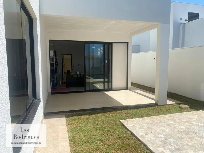Foto 5 de Casa de Condomínio com 3 quartos à venda, 300m2 em Vila Goulart, Rondonopolis - MT