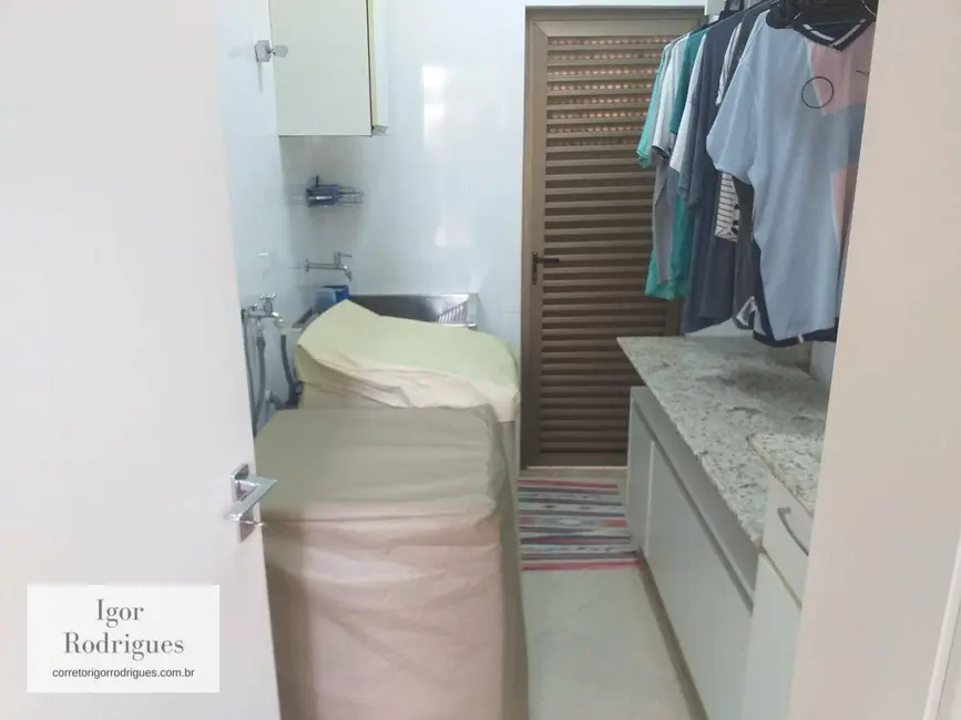 Sobrado com 3 quartos à venda, 463m2 em Parque Sagrada Família, Rondonopolis - MT - imagem 8 Foto 8 de Sobrado com 3 quartos à venda, 463m2 em Parque Sagrada Família, Rondonopolis - MT