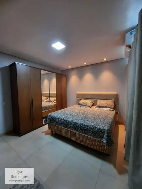 Sobrado com 3 quartos à venda, 171m2 em Vila Adriana, Rondonopolis - MT - imagem 6 Foto 6 de Sobrado com 3 quartos à venda, 171m2 em Vila Adriana, Rondonopolis - MT