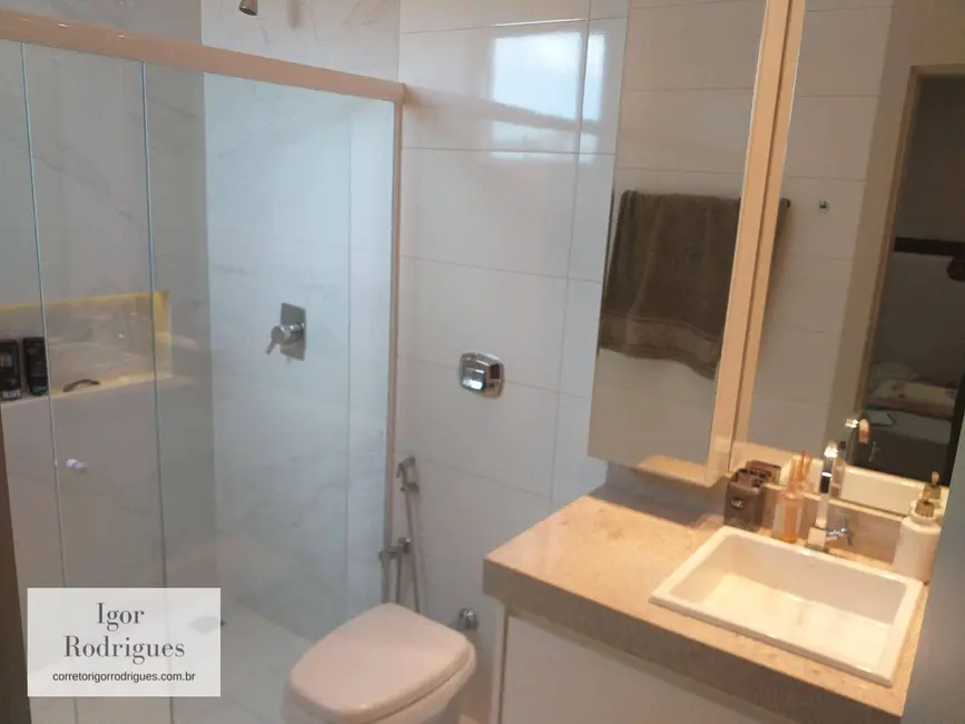 Sobrado com 4 quartos à venda, 570m2 em Vila Goulart, Rondonopolis - MT - imagem 5 Foto 5 de Sobrado com 4 quartos à venda, 570m2 em Vila Goulart, Rondonopolis - MT