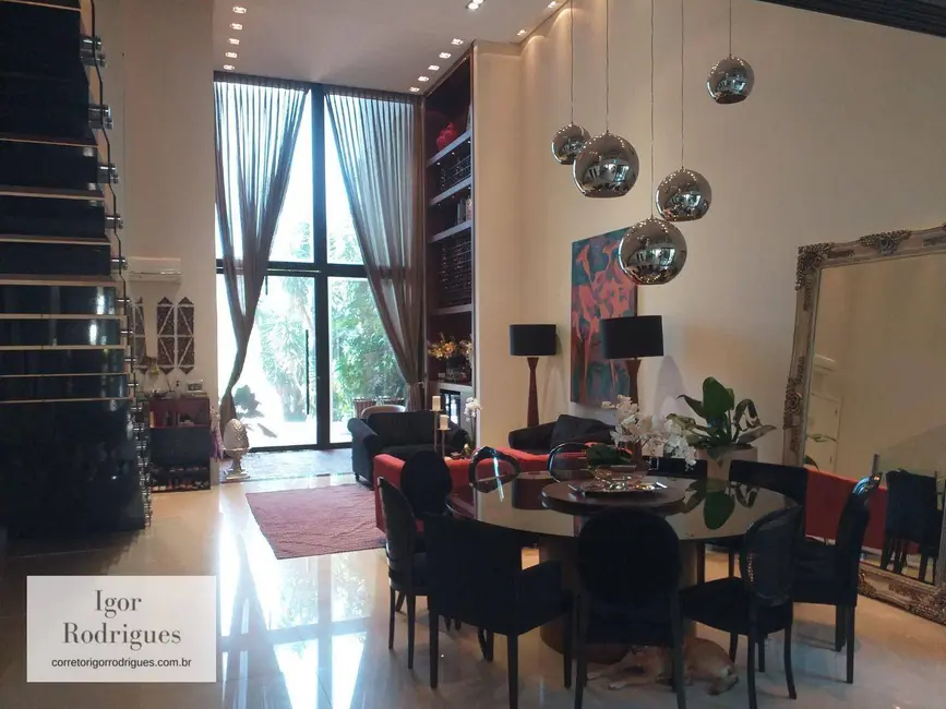 Foto 2 de Sobrado com 4 quartos à venda, 600m2 em Vila Goulart, Rondonopolis - MT