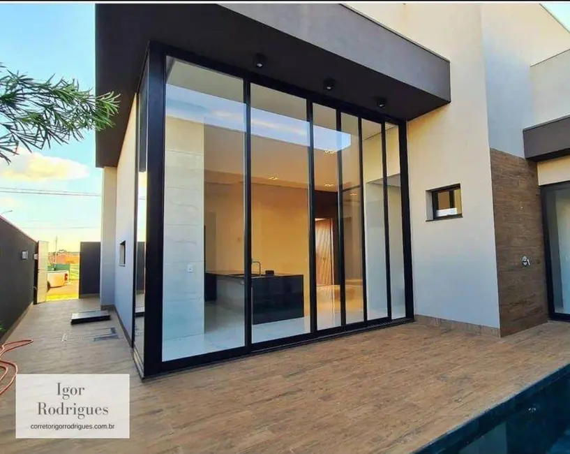 Casa de Condomínio com 3 quartos à venda, 400m2 em Setor Residencial Granville I, Rondonopolis - MT - imagem 6 Foto 6 de Casa de Condomínio com 3 quartos à venda, 400m2 em Setor Residencial Granville I, Rondonopolis - MT