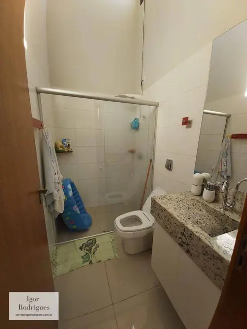 Casa de Condomínio com 3 quartos à venda, 173m2 em Parque Sagrada Família, Rondonopolis - MT - imagem 7 Foto 7 de Casa de Condomínio com 3 quartos à venda, 173m2 em Parque Sagrada Família, Rondonopolis - MT