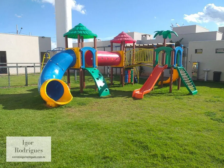 Foto 3 de Casa de Condomínio com 3 quartos à venda, 173m2 em Parque Sagrada Família, Rondonopolis - MT