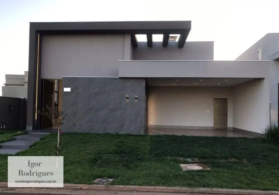 Foto 1 de Casa de Condomínio com 3 quartos à venda, 210m2 em Setor Residencial Granville II, Rondonopolis - MT