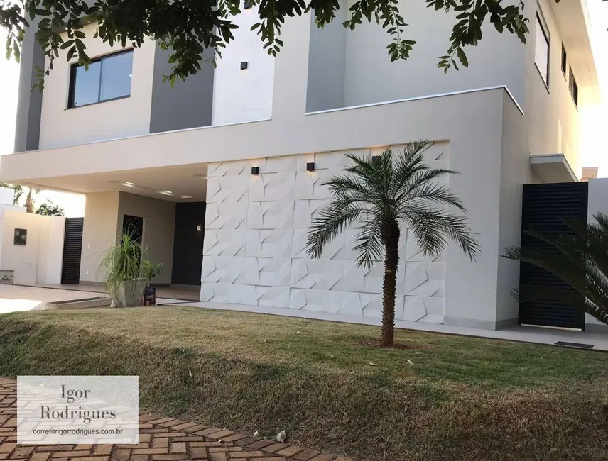 Sobrado com 4 quartos à venda, 422m2 em Parque Sagrada Família, Rondonopolis - MT - imagem 3 Foto 3 de Sobrado com 4 quartos à venda, 422m2 em Parque Sagrada Família, Rondonopolis - MT