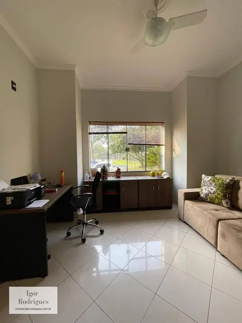 Sobrado com 3 quartos à venda, 600m2 em Vila Goulart, Rondonopolis - MT - imagem 4 Foto 4 de Sobrado com 3 quartos à venda, 600m2 em Vila Goulart, Rondonopolis - MT