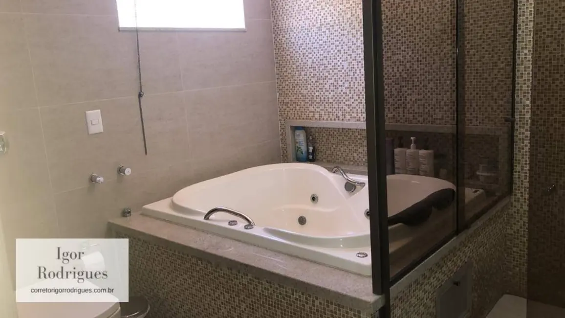 Sobrado com 4 quartos à venda, 600m2 em Vila Goulart, Rondonopolis - MT - imagem 5 Foto 5 de Sobrado com 4 quartos à venda, 600m2 em Vila Goulart, Rondonopolis - MT