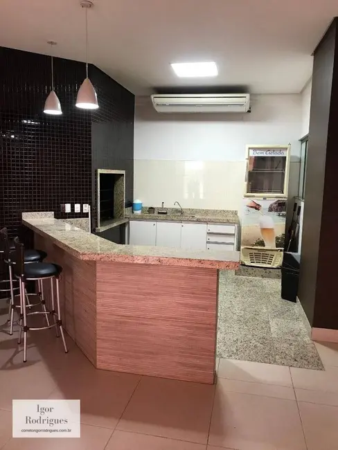 Foto 1 de Apartamento com 3 quartos à venda, 136m2 em Vila Birigui, Rondonopolis - MT