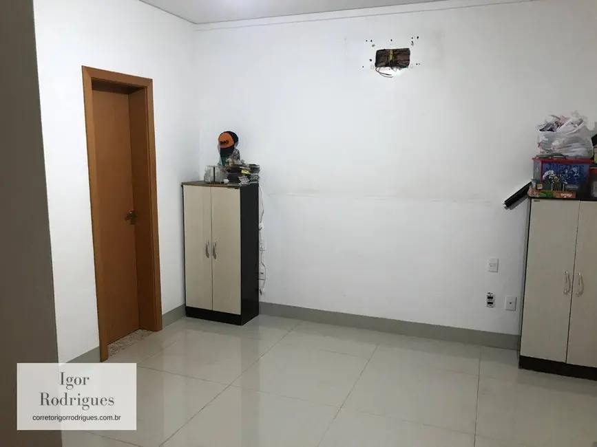 Apartamento com 3 quartos à venda, 136m2 em Vila Birigui, Rondonopolis - MT - imagem 3 Foto 3 de Apartamento com 3 quartos à venda, 136m2 em Vila Birigui, Rondonopolis - MT