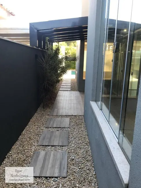Sobrado com 4 quartos à venda, 600m2 em Vila Goulart, Rondonopolis - MT - imagem 9 Foto 9 de Sobrado com 4 quartos à venda, 600m2 em Vila Goulart, Rondonopolis - MT