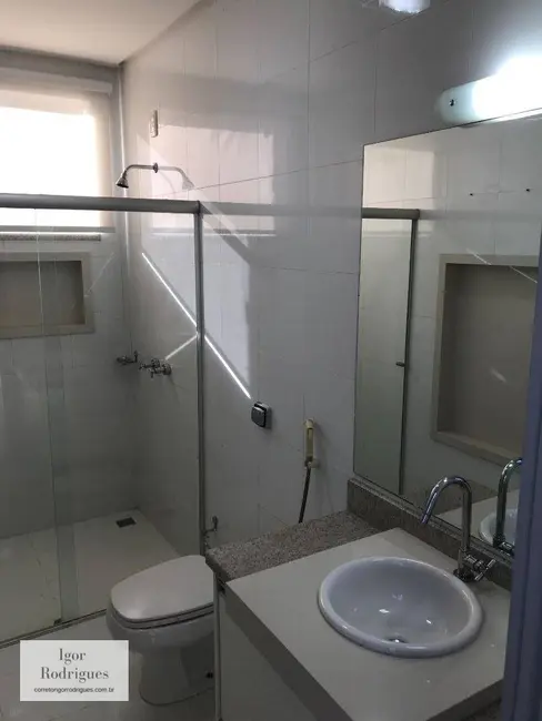 Sobrado com 4 quartos à venda, 600m2 em Vila Goulart, Rondonopolis - MT - imagem 7 Foto 7 de Sobrado com 4 quartos à venda, 600m2 em Vila Goulart, Rondonopolis - MT