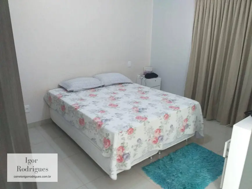 Sobrado com 3 quartos à venda, 450m2 em Parque Sagrada Família, Rondonopolis - MT - imagem 5 Foto 5 de Sobrado com 3 quartos à venda, 450m2 em Parque Sagrada Família, Rondonopolis - MT