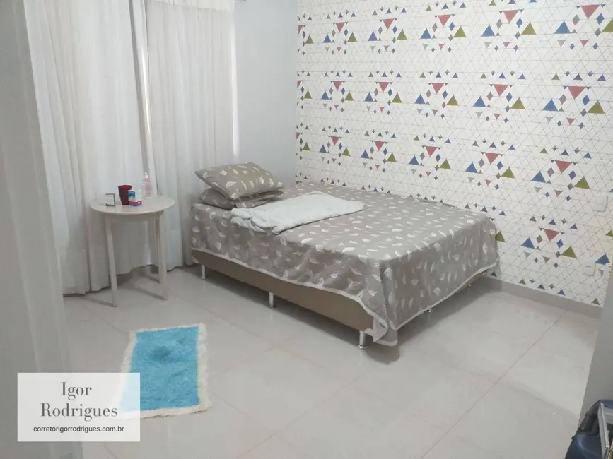 Sobrado com 3 quartos à venda, 450m2 em Parque Sagrada Família, Rondonopolis - MT - imagem 4 Foto 4 de Sobrado com 3 quartos à venda, 450m2 em Parque Sagrada Família, Rondonopolis - MT