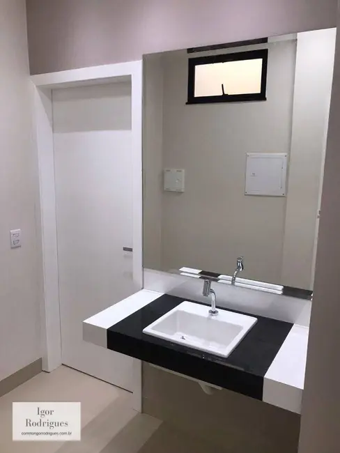 Sobrado com 4 quartos à venda, 422m2 em Parque Sagrada Família, Rondonopolis - MT - imagem 5 Foto 5 de Sobrado com 4 quartos à venda, 422m2 em Parque Sagrada Família, Rondonopolis - MT