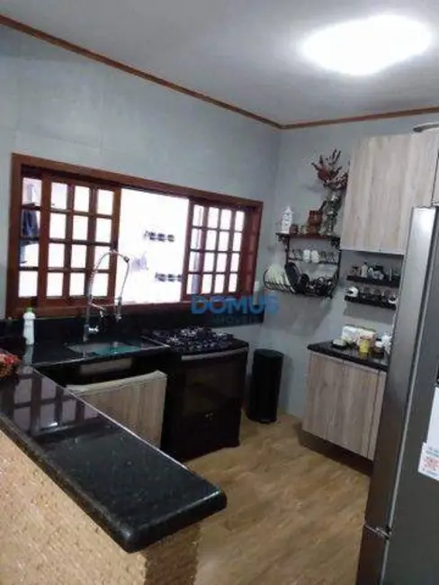 Sobrado com 5 quartos à venda, 125m2 em Sao Jose Dos Campos - SP - imagem 5 Foto 5 de Sobrado com 5 quartos à venda, 125m2 em Sao Jose Dos Campos - SP