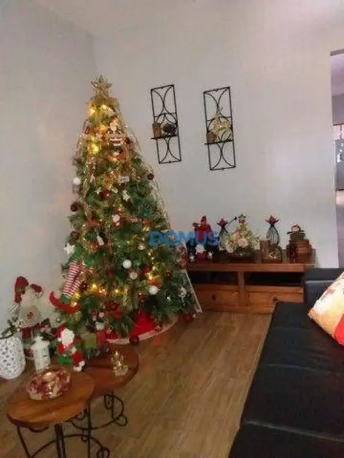 Sobrado com 5 quartos à venda, 125m2 em Sao Jose Dos Campos - SP - imagem 3 Foto 3 de Sobrado com 5 quartos à venda, 125m2 em Sao Jose Dos Campos - SP