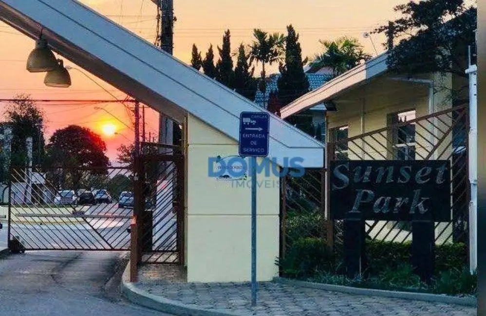 Foto 2 de Sobrado com 5 quartos à venda, 450m2 em Sao Jose Dos Campos - SP