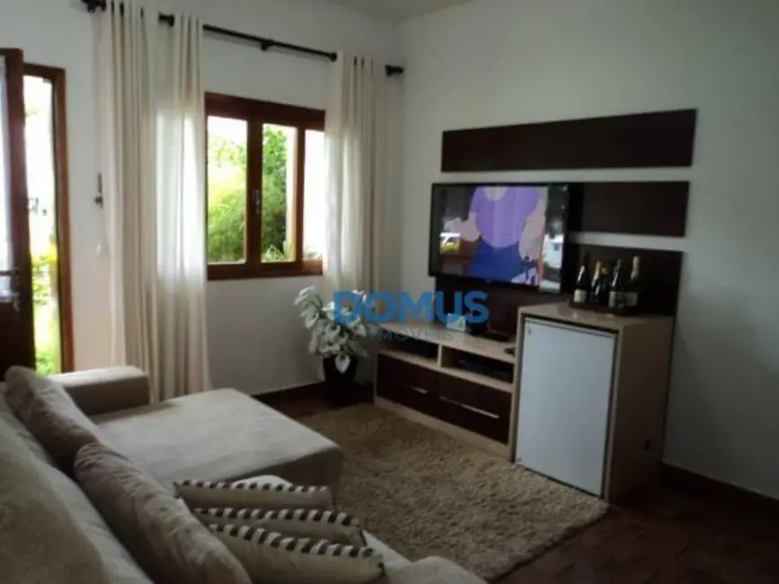 Foto 4 de Casa de Condomínio com 3 quartos à venda, 275m2 em Cacapava - SP