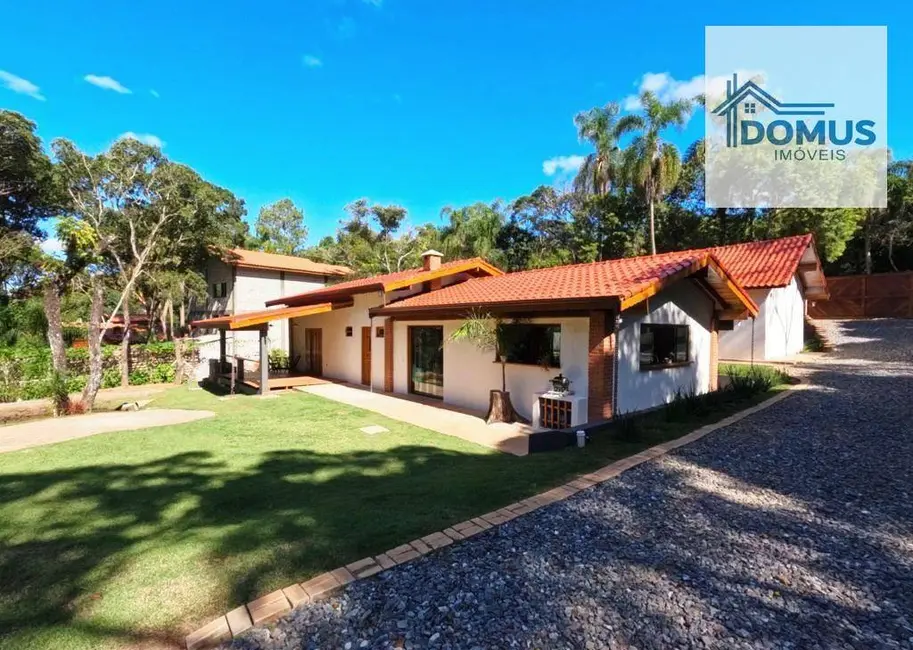 Chácara com 3 quartos à venda, 2730m2 em Ibiuna - SP - imagem 3 Foto 3 de Chácara com 3 quartos à venda, 2730m2 em Ibiuna - SP