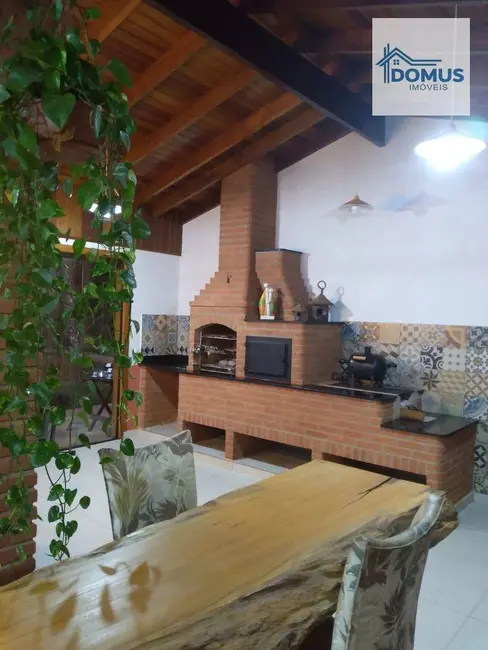 Chácara com 3 quartos à venda, 2730m2 em Ibiuna - SP - imagem 9 Foto 9 de Chácara com 3 quartos à venda, 2730m2 em Ibiuna - SP