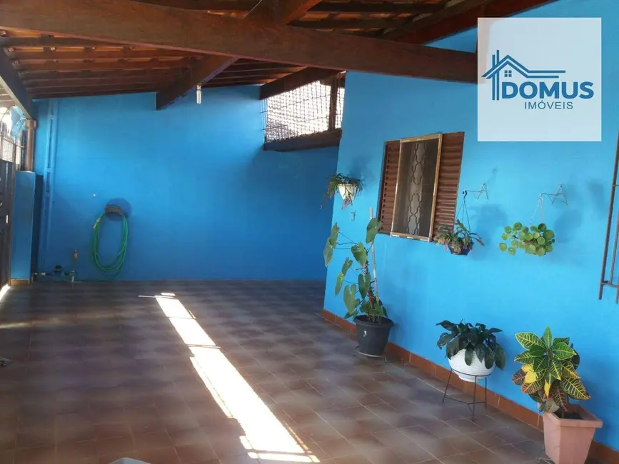 Foto 2 de Casa com 3 quartos à venda, 400m2 em Sao Jose Dos Campos - SP