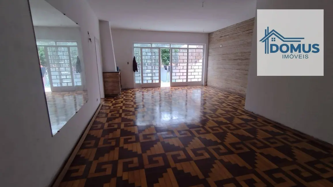 Foto 5 de Casa com 3 quartos à venda e para alugar, 367m2 em Sao Jose Dos Campos - SP