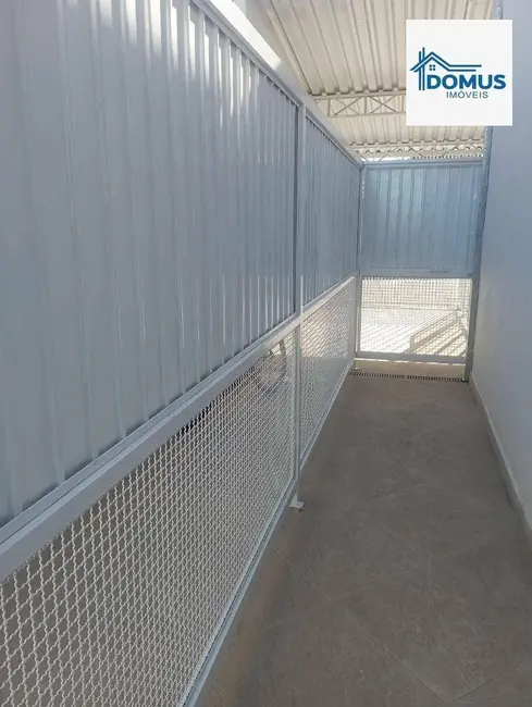 Casa com 2 quartos para alugar, 150m2 em Sao Jose Dos Campos - SP - imagem 5 Foto 5 de Casa com 2 quartos para alugar, 150m2 em Sao Jose Dos Campos - SP