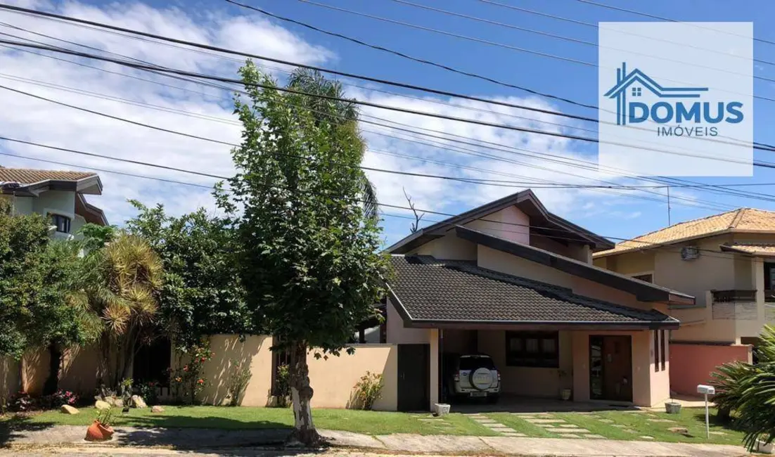 Foto 2 de Sobrado com 3 quartos à venda, 550m2 em Jardim Maria Cândida, Cacapava - SP
