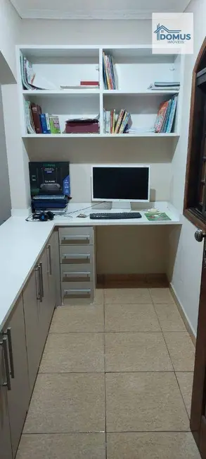 Casa com 3 quartos à venda, 250m2 em Sao Jose Dos Campos - SP - imagem 6 Foto 6 de Casa com 3 quartos à venda, 250m2 em Sao Jose Dos Campos - SP