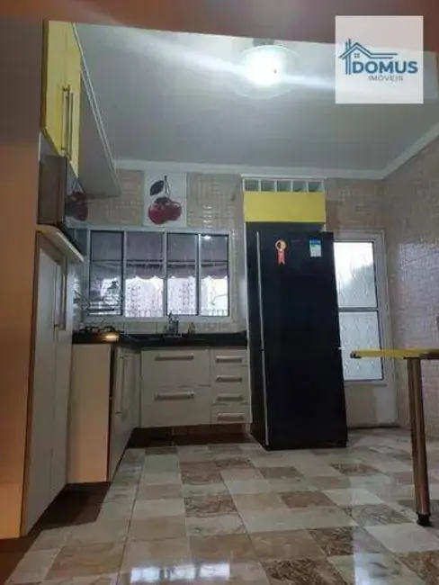 Casa com 3 quartos à venda, 250m2 em Sao Jose Dos Campos - SP - imagem 9 Foto 9 de Casa com 3 quartos à venda, 250m2 em Sao Jose Dos Campos - SP