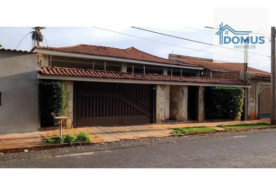 Foto 1 de Casa com 5 quartos à venda, 490m2 em Parque Residencial Cidade Universitária, Ribeirao Preto - SP