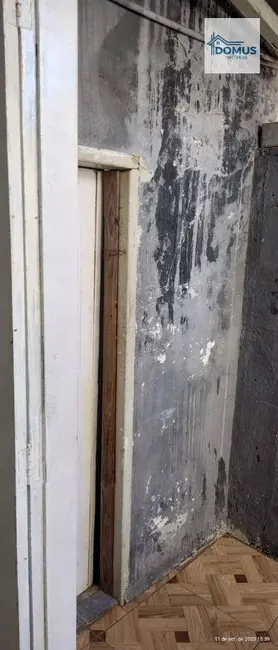 Foto 4 de Casa com 2 quartos à venda, 175m2 em Sao Jose Dos Campos - SP