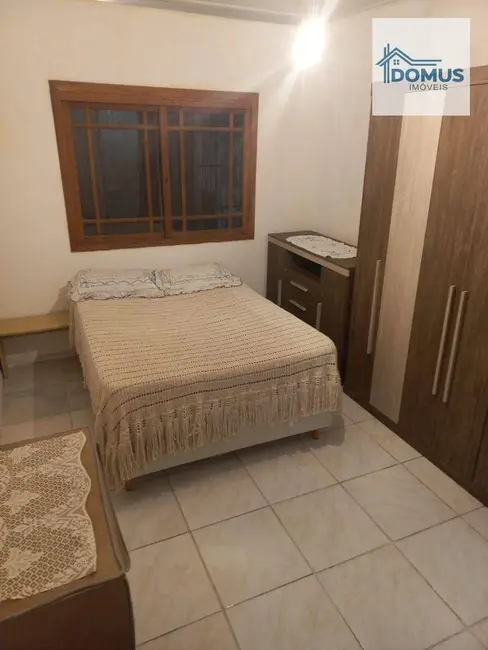 Casa com 2 quartos à venda, 750m2 em Neópolis, Gravatai - RS - imagem 9 Foto 9 de Casa com 2 quartos à venda, 750m2 em Neópolis, Gravatai - RS