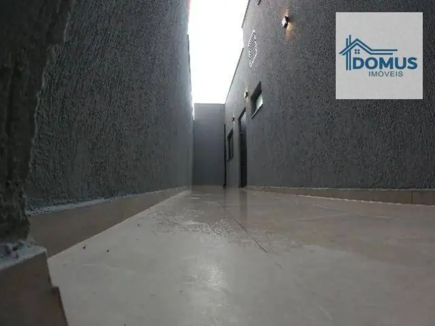 Casa com 3 quartos à venda, 150m2 em Sao Jose Dos Campos - SP - imagem 6 Foto 6 de Casa com 3 quartos à venda, 150m2 em Sao Jose Dos Campos - SP